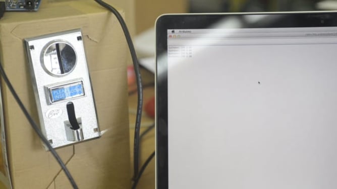 Münzautomat verbunden mit Arduino