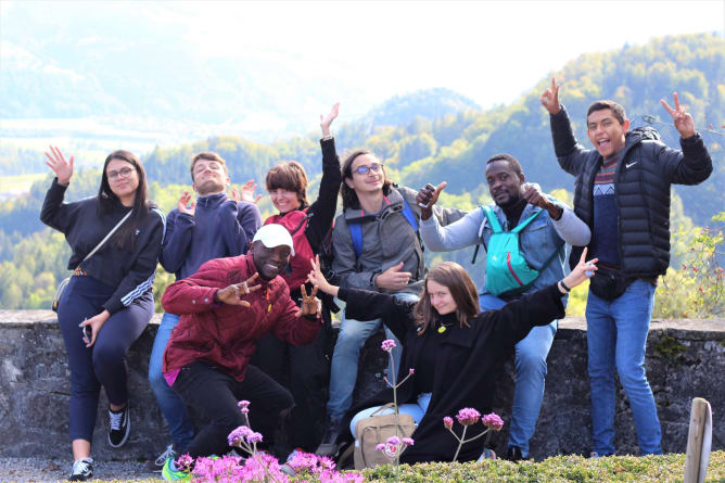 Excursion des volontaires en Gruyères