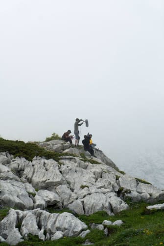 L'équipe réduite en haute montagne