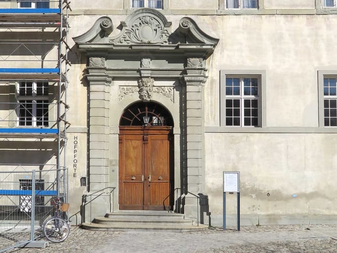 Zugang zum Küchengarten via Hofpforte Kloster EInsiedeln