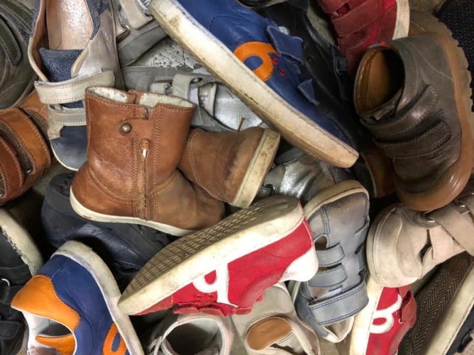 20 million pairs thrown away per year in Switzerland