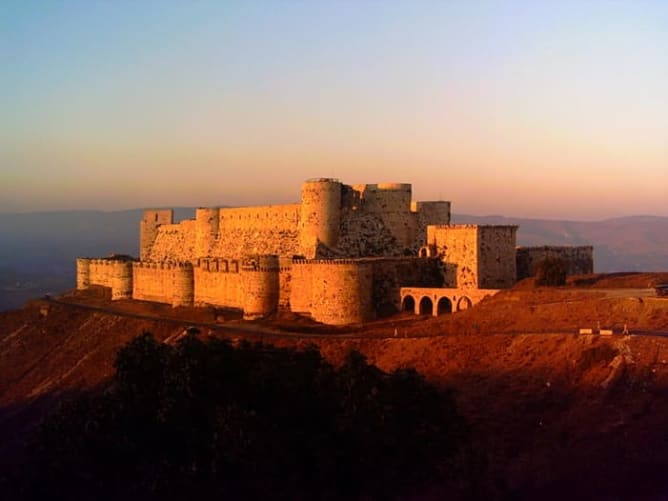 Krak de Chevaliers im heutigen Syrien (Syrian Heritage Archive)