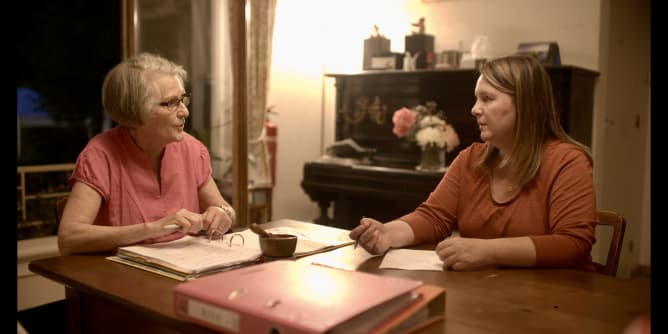 Jackie bénévole et Murielle veilleuse de nuit 