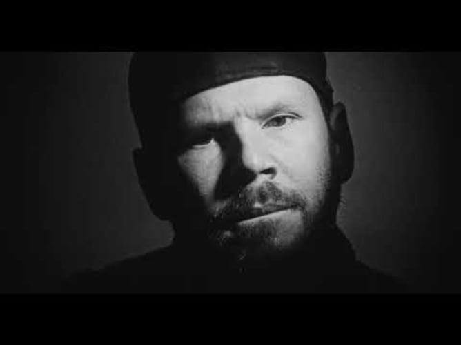MMerlin - Startup - (Produit par Huey V)