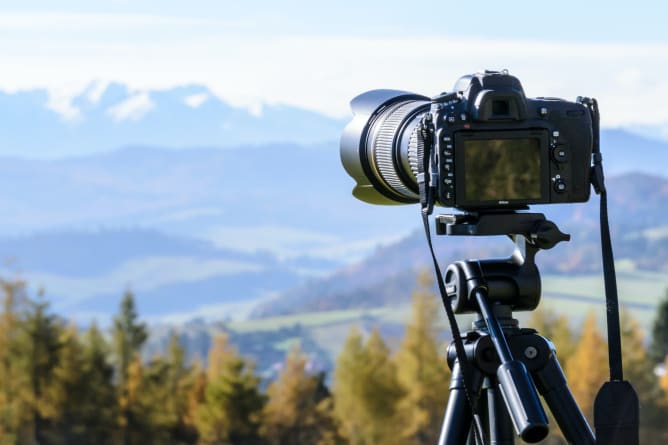 Une caméra est nécéssaire pour garantir l'objectivité lors des observations.