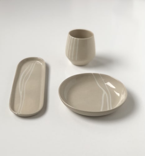 L.NAUMAN Cup + oval plate + shallow bowl