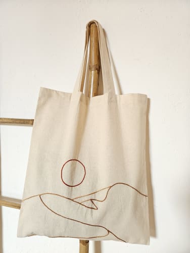 Totebag spécial «Dunes» fait avec amour par nos petites mains. 