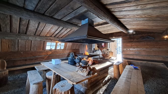 Notre traditionnelle cabane à feu