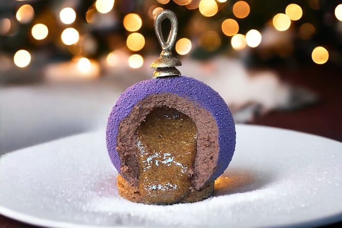 Boule de Noël coeur praliné noisette 