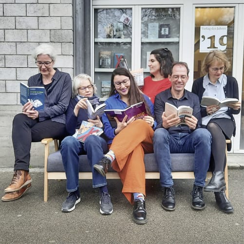 Das Rotpunkt-Team: Patrizia Grab, Anina Barandun, Karen Muela, Elisabeth Erler, Stefan Petter und Christiane Schmidt