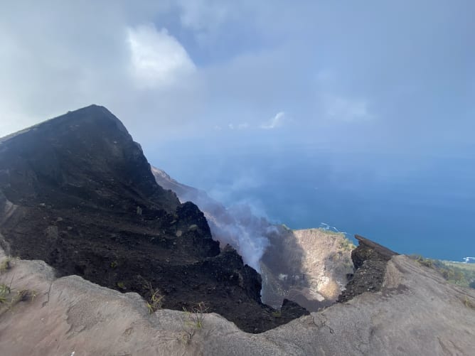 Volcan Ya encore en activité 