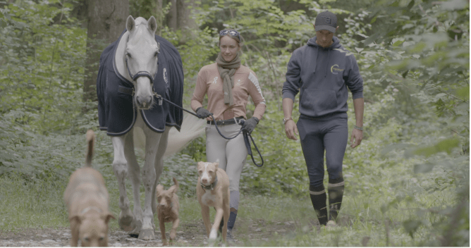 Tournage au manège - Mélody et Benoît en balade avec Toubleu