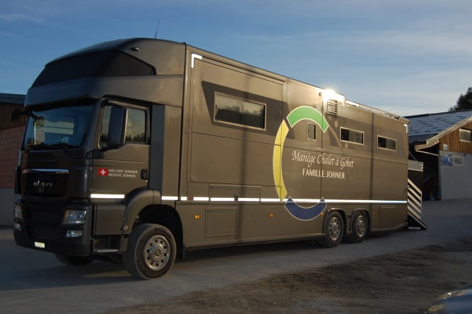 Bus de la famille Johner