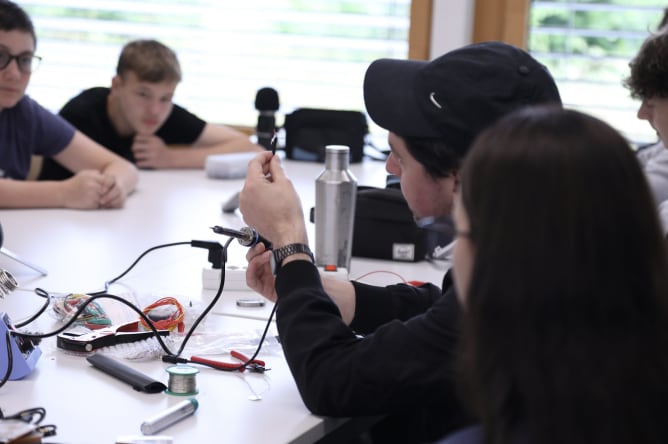 Das Bauen von Mikrophonen