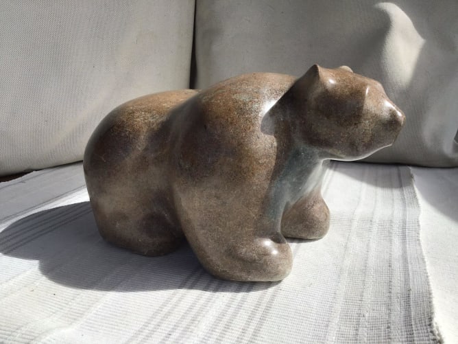 Quel bel ours! oeuvre de Peter