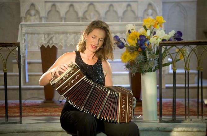 Helena Rüegg, Bandoneon