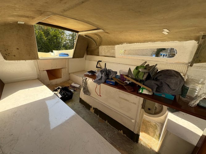L'intérieur en cours