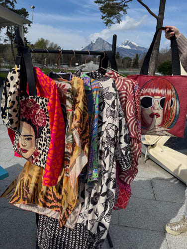 Taschen, Kleider, Jacken - wunderschöne Ergebnisse