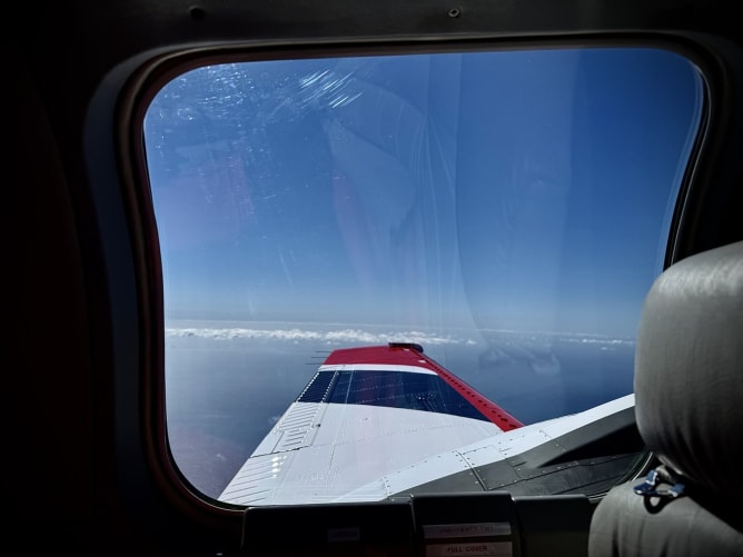 Blick auf den Atlantik aus unserem ersten Flug
