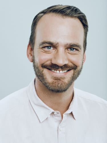 Vincent Veillon (Parolier des musiques du spectacle )