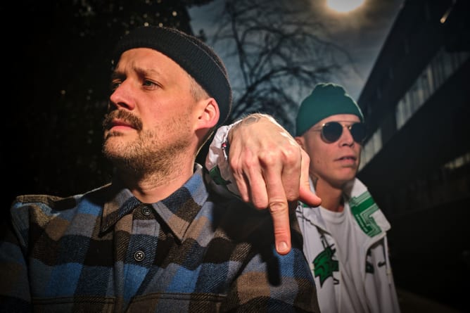 Phumaso und Smack (Die porträtierten Personen stehen in keinerlei Verbindung zu meiner Suchtgeschichte. Sie wurden im Rahmen meiner Arbeit fotografiert und wussten nichts von meinem damaligen persönlichen Zustand.)