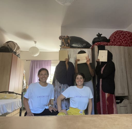 Kurs für geflüchtete Mädchen in Samos