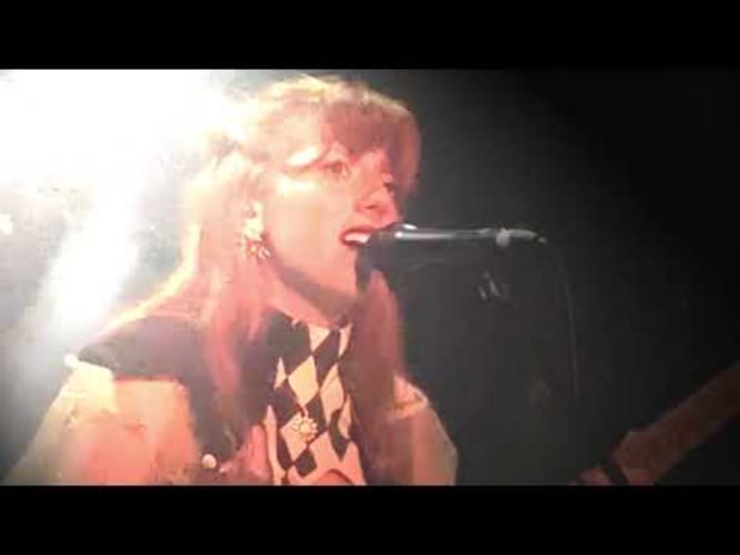 Gini Brown - Dopamine (live at Sommercasino Basel)