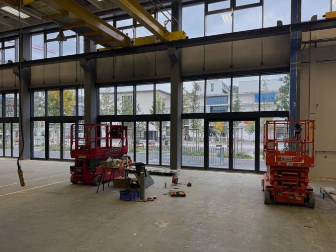 Der neue Raum noch im Rohbau