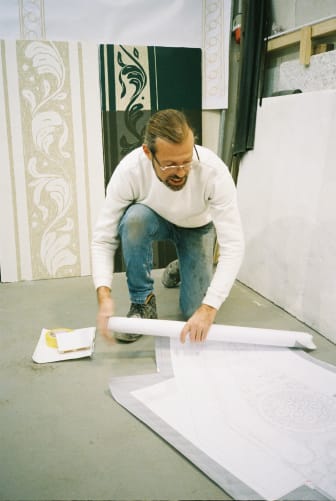 Visiting craftsmen for interviews - on walls and finishings