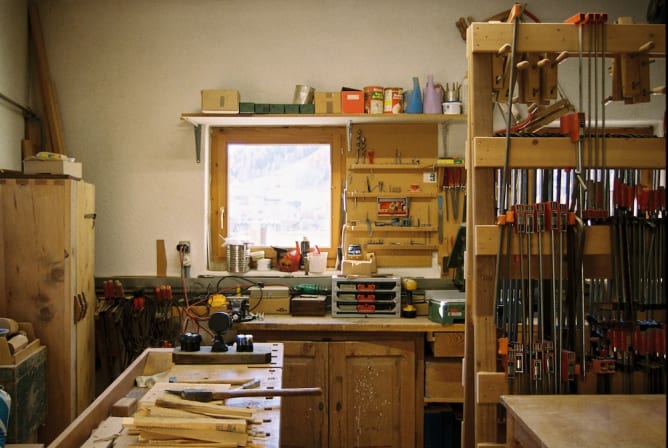 On furniture made from local «Arven» wood