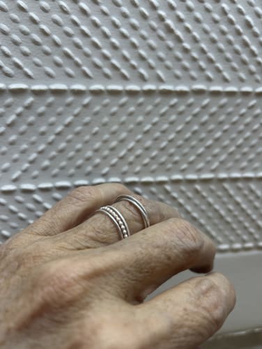 Anneaux en fil boules et anneaux simples