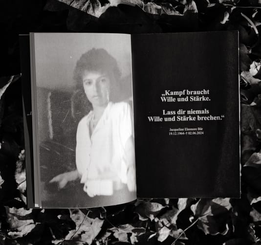 Ich widmet dieses Buch meiner geliebten Mutter die alles für mich getan hat, alles! 