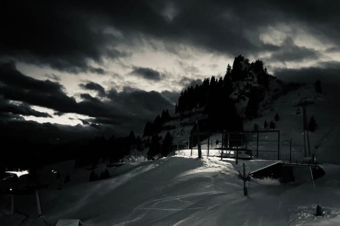Magnifique paysage de montagne en fin de journée