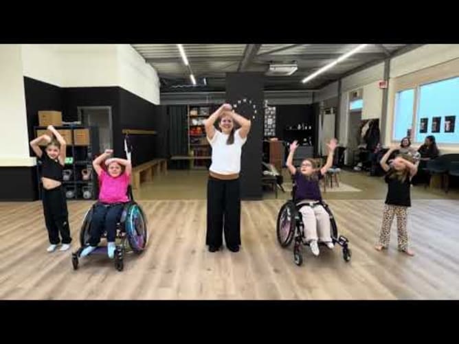 La danse de la joie 🤩 pour vous dire MERCI !