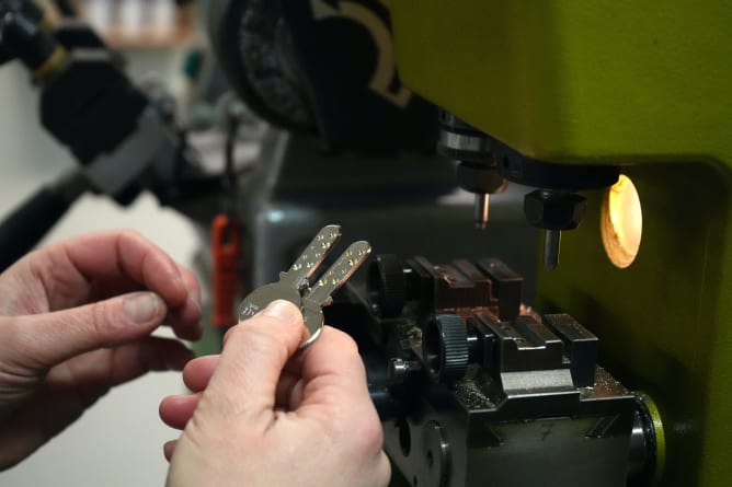 Anfertigen der Kopien von Schlüsseln (offener wie registrierter Anlagen)