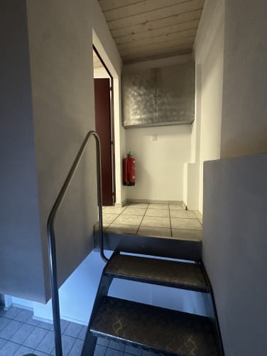 le côté escalier terminé