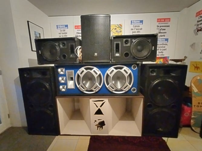 Le matériel de seconde main qui nous a permis de participer à de premiers événements et qui nous a fait découvrir une passion