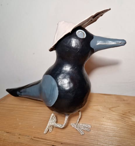 Corbeau à la casquette