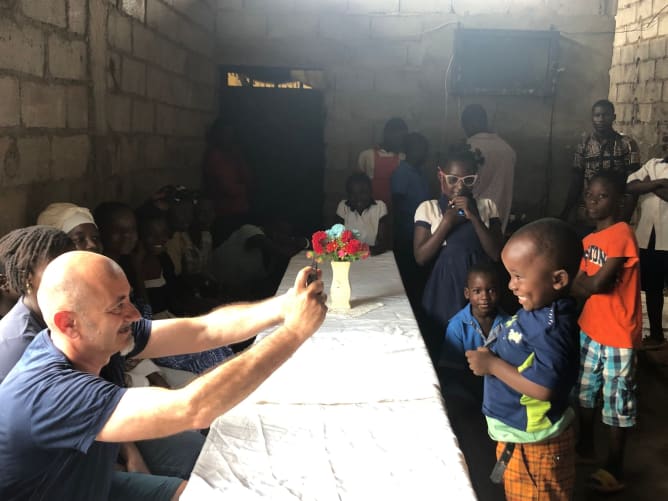 A l'orphelinat
