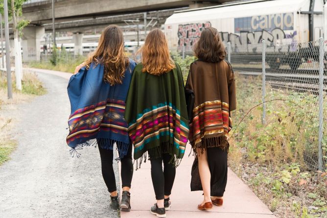 Poncho Love Content