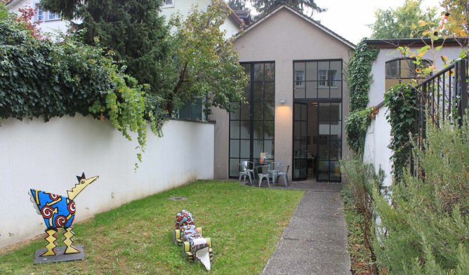 Unser Garten mit dem schönen Pavillon