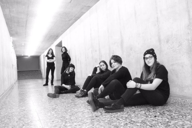 Band CHIARA Content