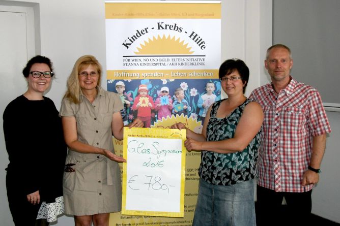 Spendenübergabe Kinder-Krebs-Hilfe 2016 Content