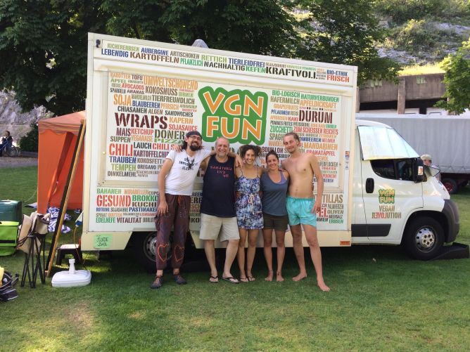 Das Team am PlusQ'île Zirkus- und Artistenfestival Biel Content