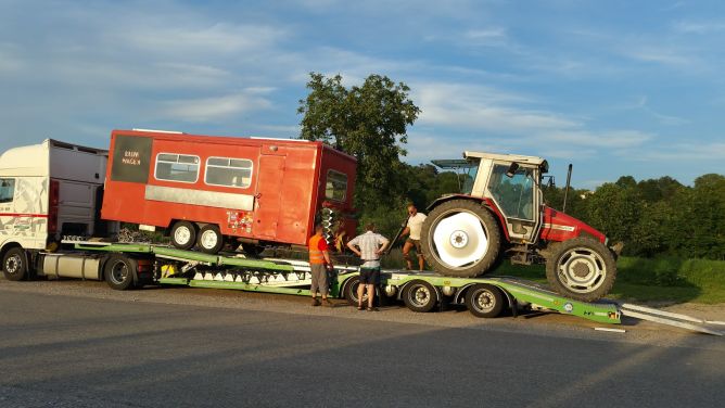 Anlieferung Raum_Wagen in Neulengbach