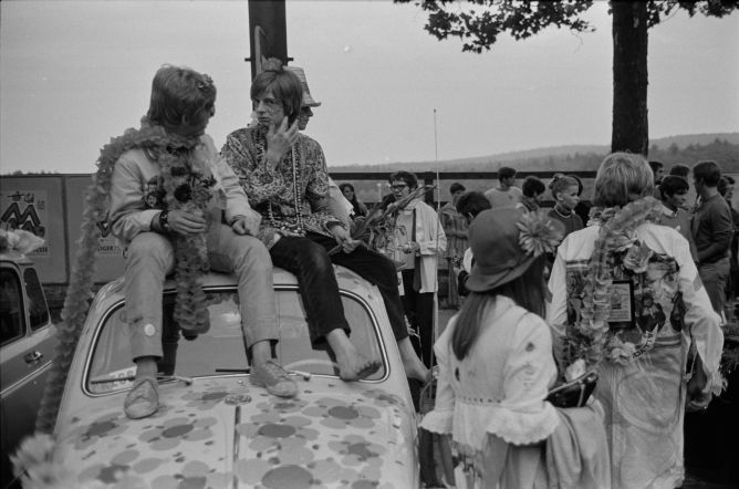 Love-In in Hütten ZH, 26./27.8.1967 Content