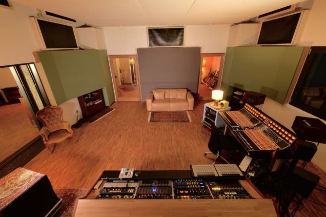 MazziveSound Studio