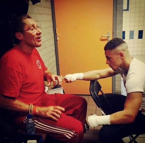 Avant le combat avec la légende André Mannaart Content
