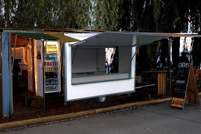 Un P'tit Resto tout neuf ! Content
