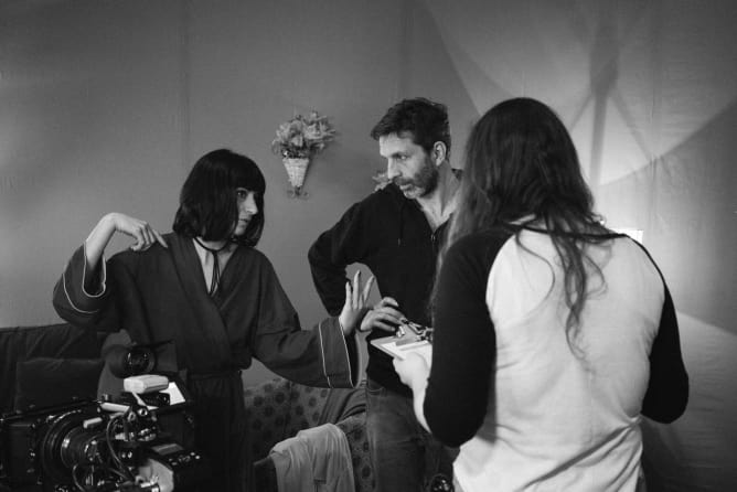 Arbeiten auf dem Filmset © Cannelle Wiechert